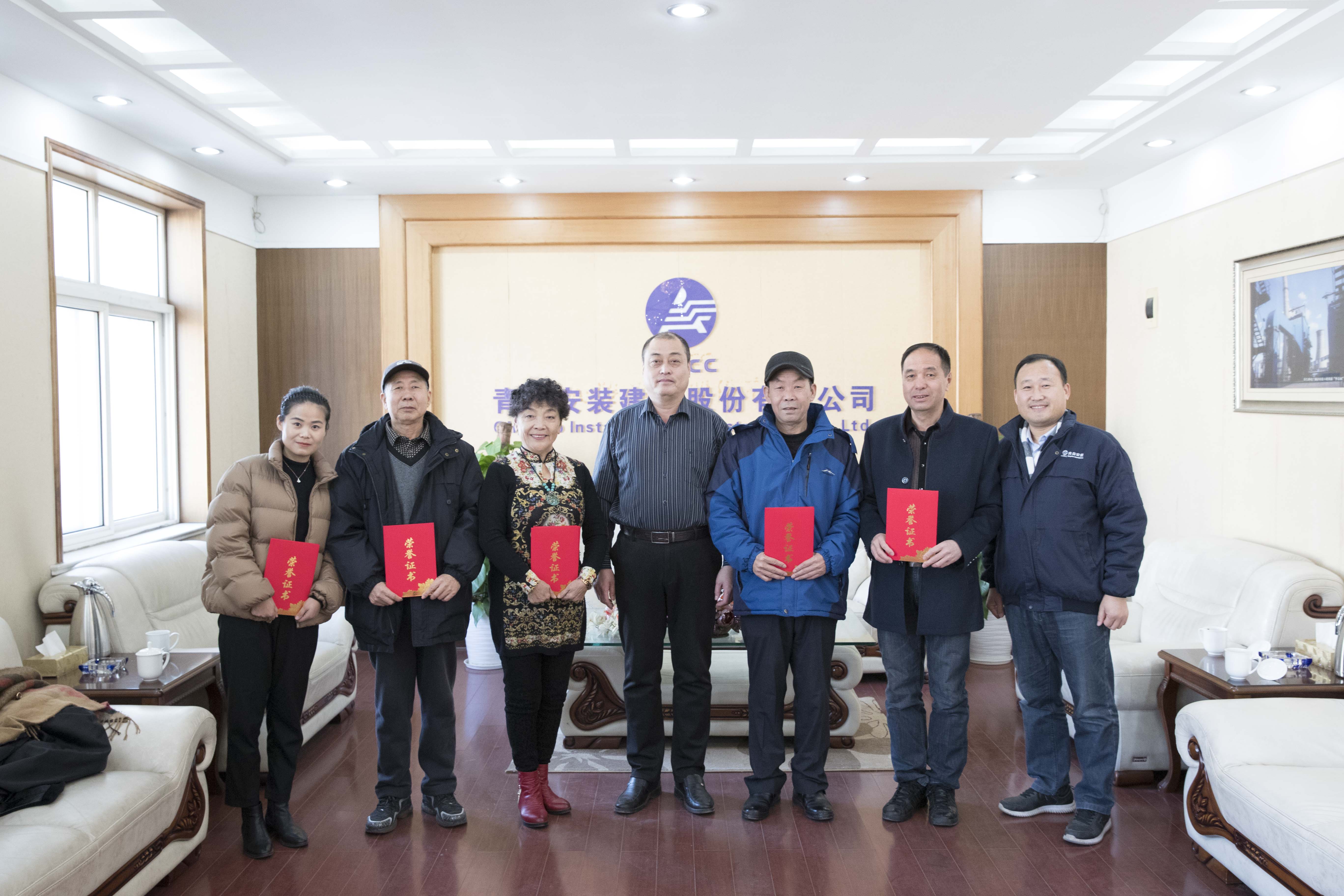 颁奖合影 - 副本.JPG